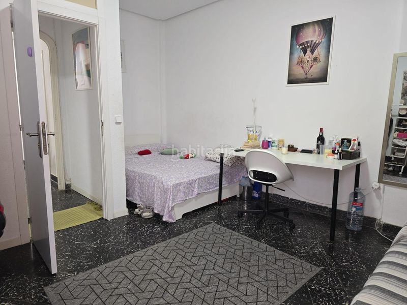 Foto f576bf04-0b83-4d82-bc57-35adcc9e8fcd. Pis amb piscina a La Petxina Valencia