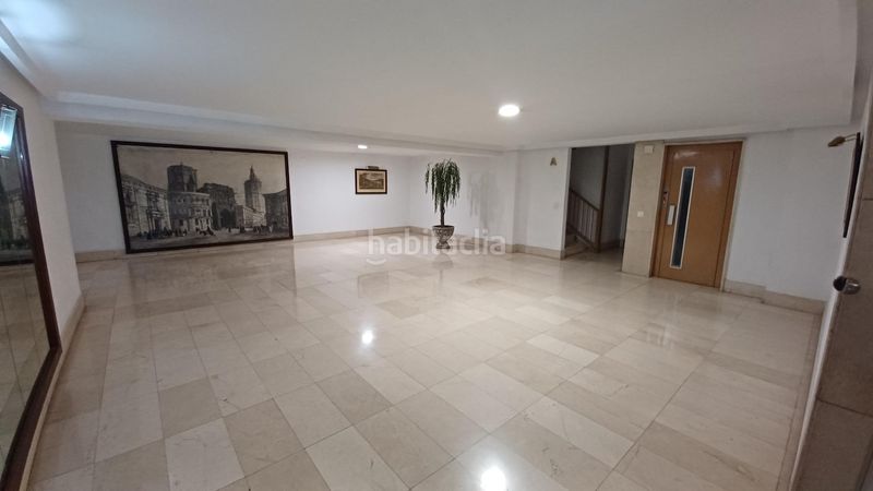 Piso amplio piso en La Petxina con garaje y trastero en Valencia - Imagen 35