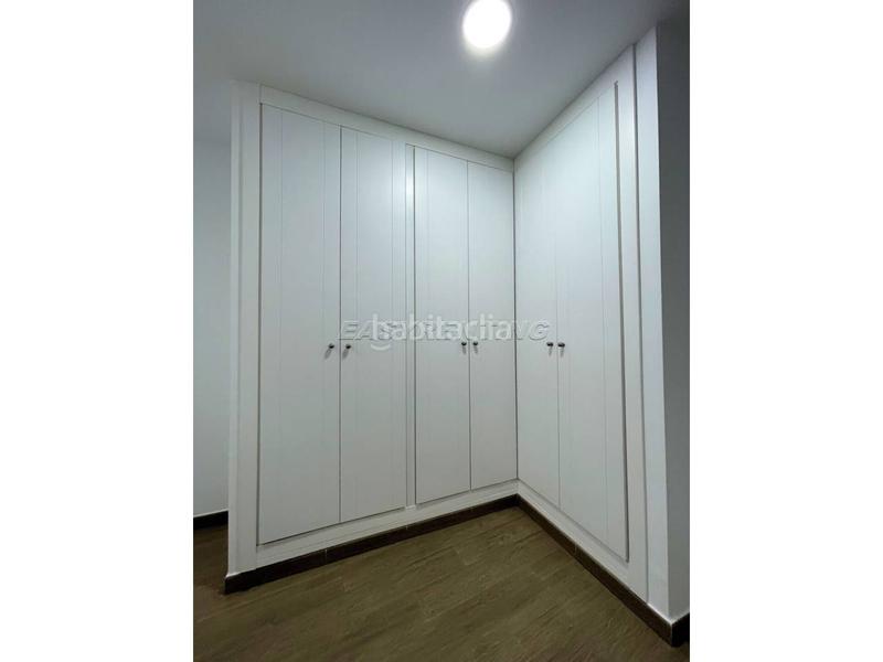 Foto de01ad11-0a16-491d-84cb-524686d54e8b. Affitto appartamento in españa 25 in Centro-San Felipe-Huerta Fava Línea de la Concepción (La)