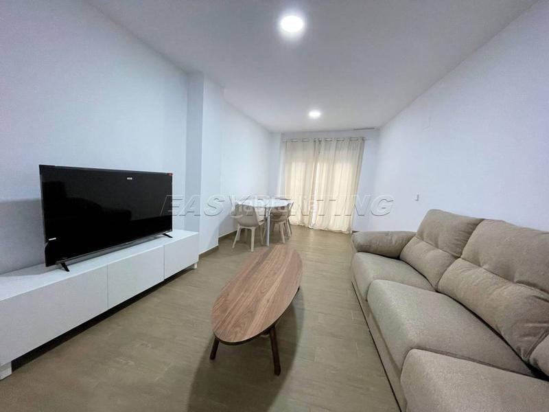 Foto 0971f717-9c93-4cc9-beec-c59cc6a84813. Location appartement dans españa 25 dans Centro-San Felipe-Huerta Fava Línea de la Concepción (La)