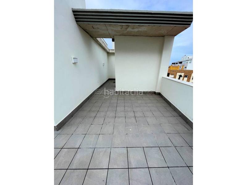 Foto 1ff4c374-d539-4489-a76f-cdf5c5a78bfe. Location appartement dans españa 25 dans Centro-San Felipe-Huerta Fava Línea de la Concepción (La)