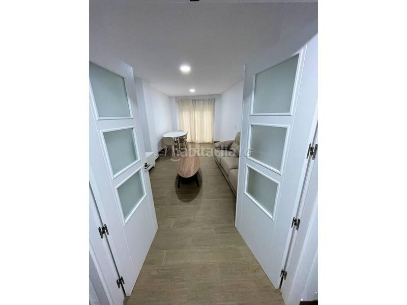 Foto be5dc2fc-9e59-44ea-bddd-0e78c47a9ac6. Location appartement dans españa 25 dans Centro-San Felipe-Huerta Fava Línea de la Concepción (La)