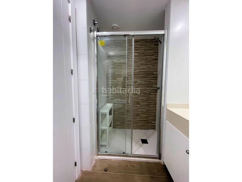 Foto f36cb53f-0ff8-4e46-97ef-f236e0f31fa6. Location appartement dans españa 25 dans Centro-San Felipe-Huerta Fava Línea de la Concepción (La)