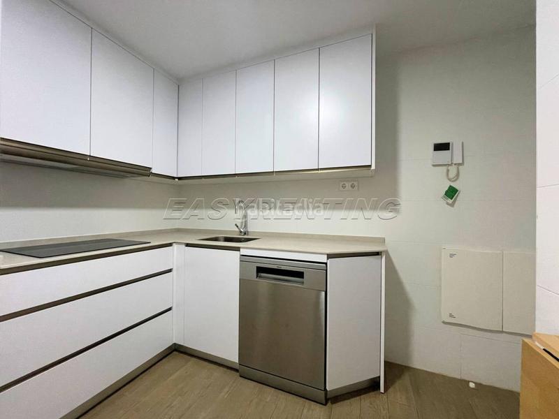 Foto f8c35dbd-6328-4442-a508-2d9a644d3bd4. Location appartement dans españa 25 dans Centro-San Felipe-Huerta Fava Línea de la Concepción (La)