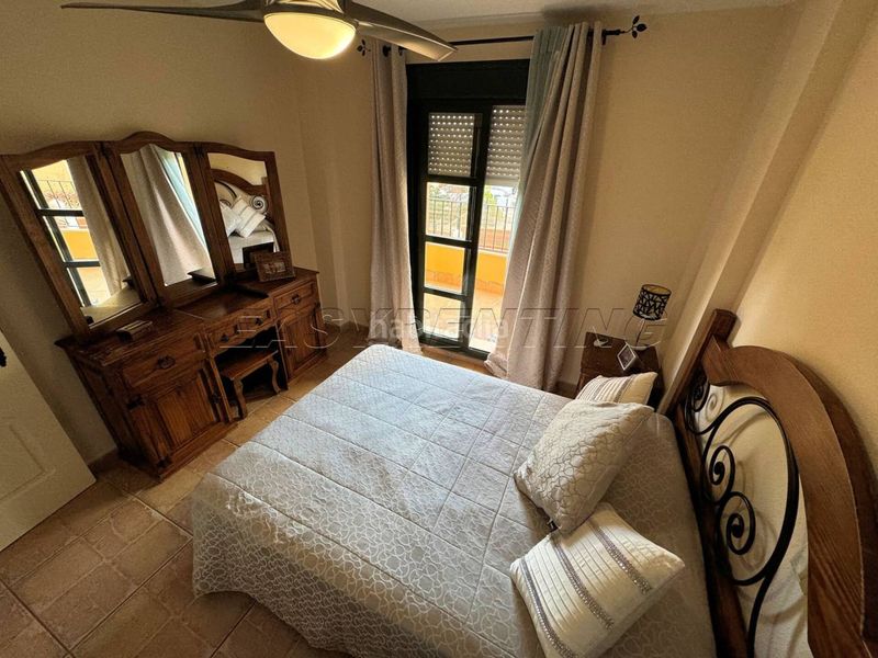 Foto a4dbd95b-aa5b-4d82-9277-c913b0cc14e0. Rent flat with parking pool in Alcorrín Manilva