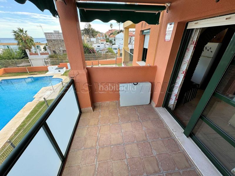 Foto b97f6db5-544b-4794-8378-3e99706c91f5. Lloguer pis amb aparcament piscina a Alcorrín Manilva