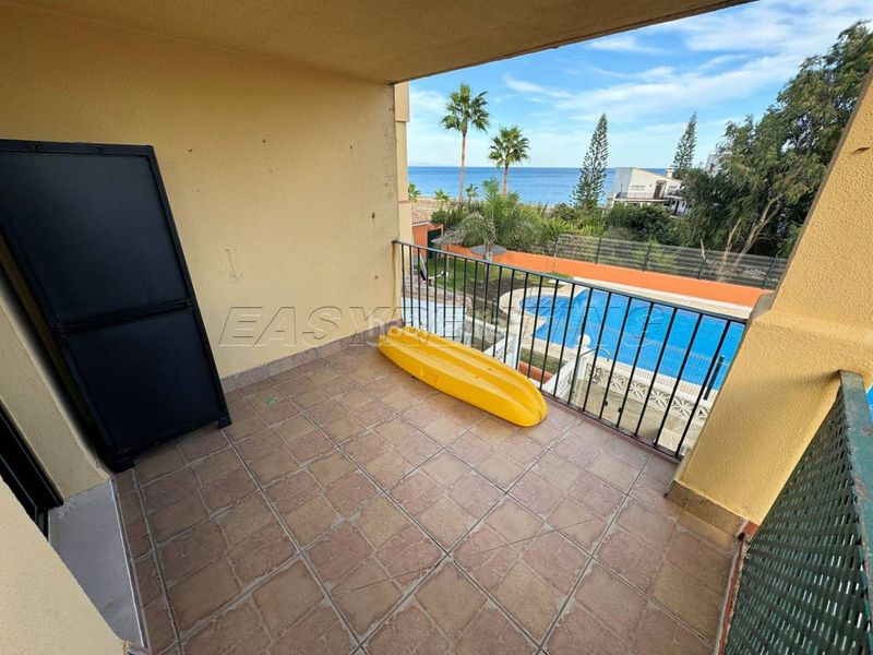 Foto d84bcc87-142d-44df-9a5b-75a2ea5e90f9. Lloguer pis amb aparcament piscina a Alcorrín Manilva