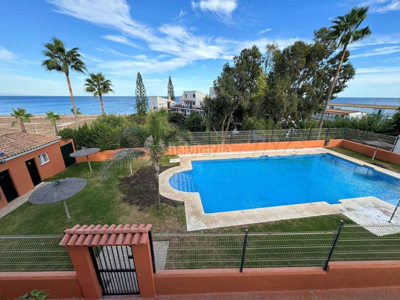 Foto f11ddde5-9b79-4690-9d85-a9ff8f733ebf. Lloguer pis amb aparcament piscina a Alcorrín Manilva