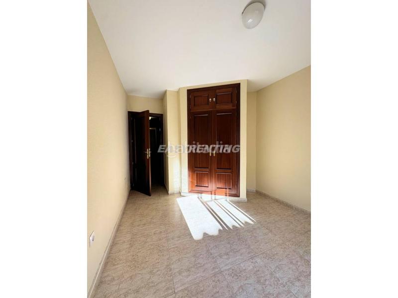 Foto 300a0cee-c2ea-4fa4-b7cb-9515d4b83aa8. Pis a Centro-San Felipe-Huerta Fava Línea de la Concepción (La)