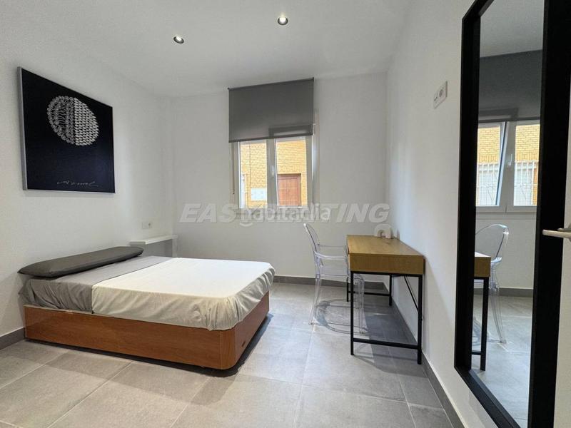 Foto 7114d1bd-c378-4055-b6e1-18205653eb88. Alquiler apartamento  nuevo a estrenar cerca del centro planta baja en Línea de la Concepción (La)