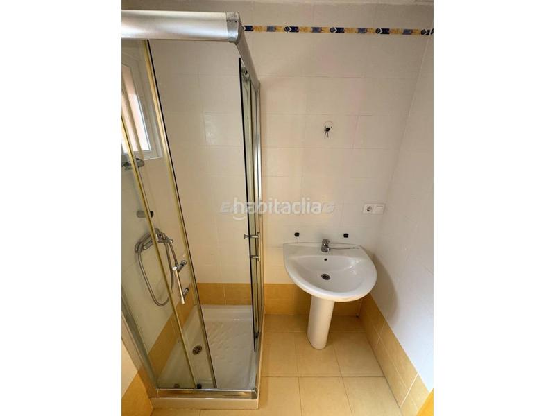 Foto 23b35dbf-fb1a-4f5b-8af2-1866957a704a. Reihenhaus mit parking in Barrios (Los)