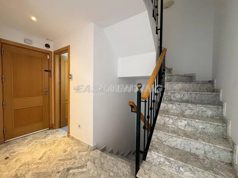 Foto 80e4aa51-df2a-4aec-b2d4-196bfd70f4c8. Reihenhaus mit parking in Barrios (Los)