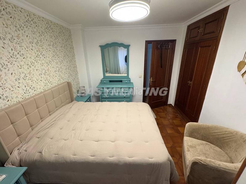 Foto 6c0cb244-c540-4ec0-ab65-98966b1fb5b1. Lloguer pis a Centro-San Felipe-Huerta Fava Línea de la Concepción (La)