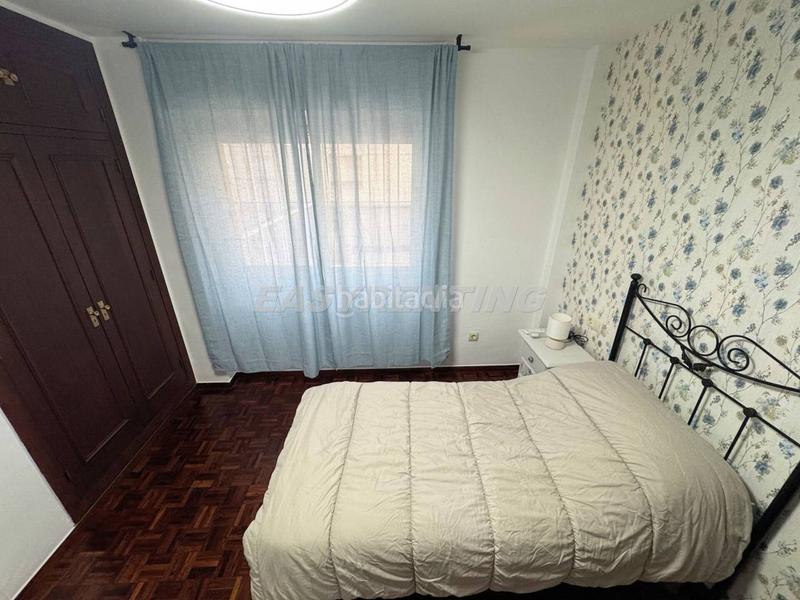 Foto 72252010-857a-4bd9-acc9-263ba5d5030e. Lloguer pis a Centro-San Felipe-Huerta Fava Línea de la Concepción (La)