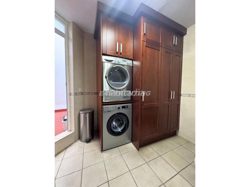 Foto 96ff5fa3-286d-439f-9121-379107471d03. Lloguer pis a Centro-San Felipe-Huerta Fava Línea de la Concepción (La)