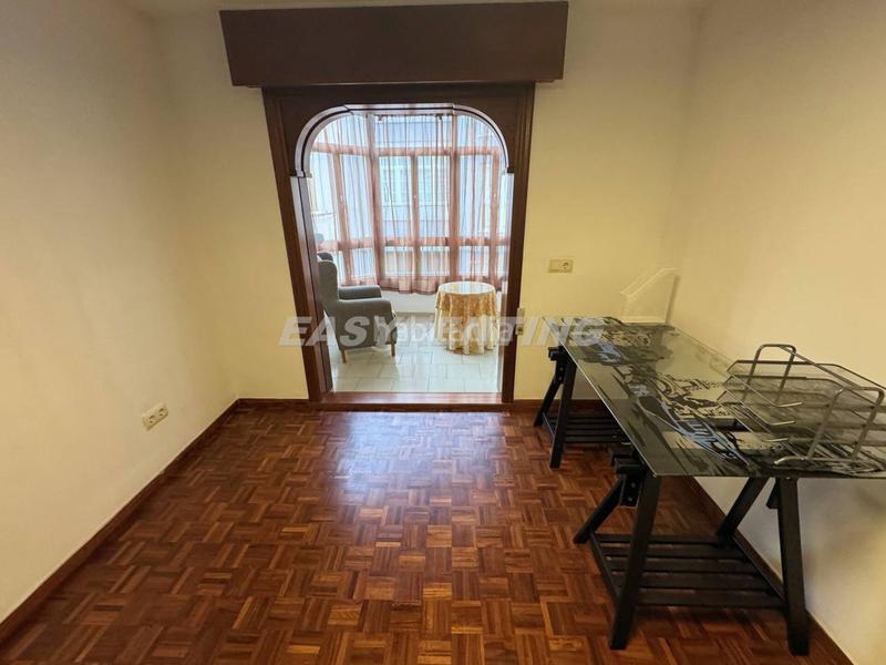 Foto c62d529e-6fb8-4863-a4cc-c941c9a50cd6. Lloguer pis a Centro-San Felipe-Huerta Fava Línea de la Concepción (La)