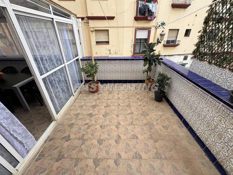 Foto c71918ec-ddf4-43a9-856c-583ca775ca45. Lloguer pis a Centro-San Felipe-Huerta Fava Línea de la Concepción (La)