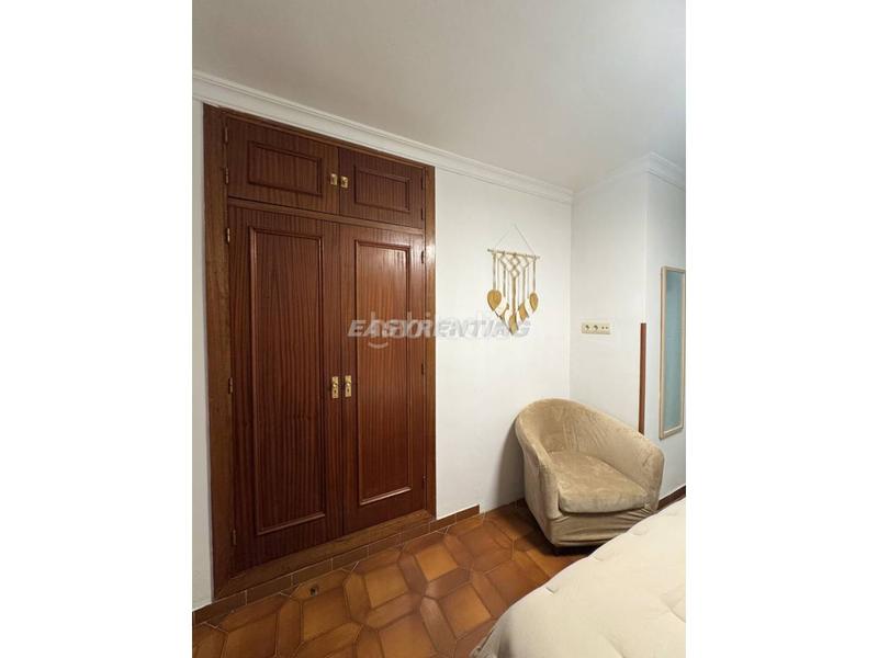 Foto d7fb679d-b0cc-497b-93ce-878aa2c56678. Lloguer pis a Centro-San Felipe-Huerta Fava Línea de la Concepción (La)