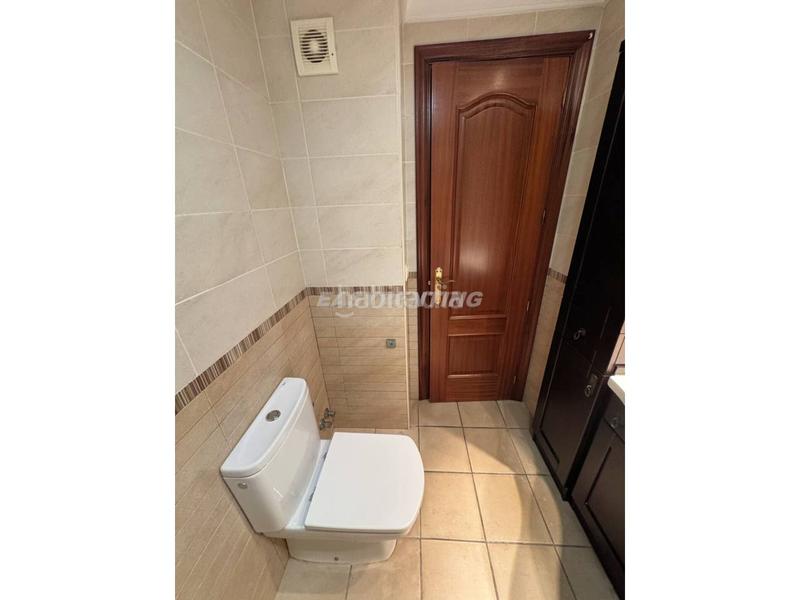 Foto de0e80a4-631a-410d-a713-fc40e84310c2. Lloguer pis a Centro-San Felipe-Huerta Fava Línea de la Concepción (La)