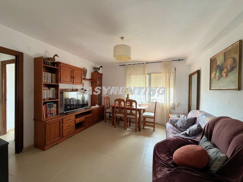 Foto 0516816b-d714-41f1-b04a-fd1a26de69c0. Pis a San Pedro-Gabriel Miró-María Guerrero Línea de la Concepción (La)