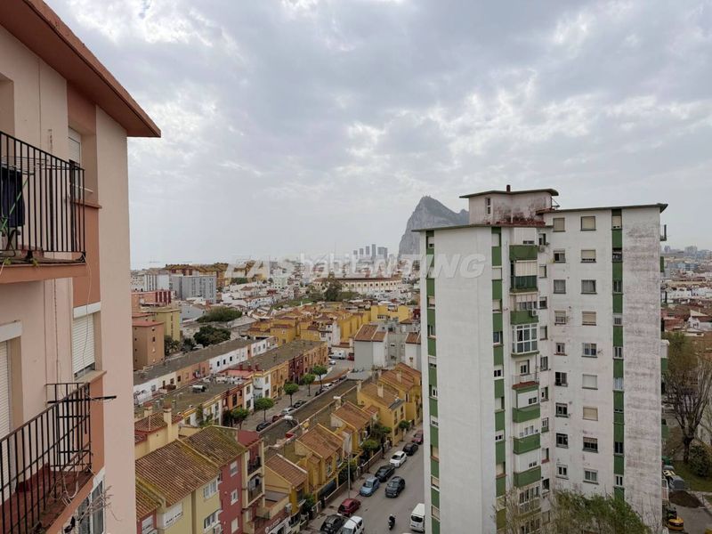 Foto 62a7bcd8-8c0c-4f56-a6b0-d068a2991d6b. Pis a San Pedro-Gabriel Miró-María Guerrero Línea de la Concepción (La)