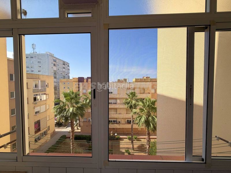 Foto 66f59b01-f4f0-437d-b722-986997e27d2b. Pis a Santa Bárbara-Ciudad Deportiva Línea de la Concepción (La)