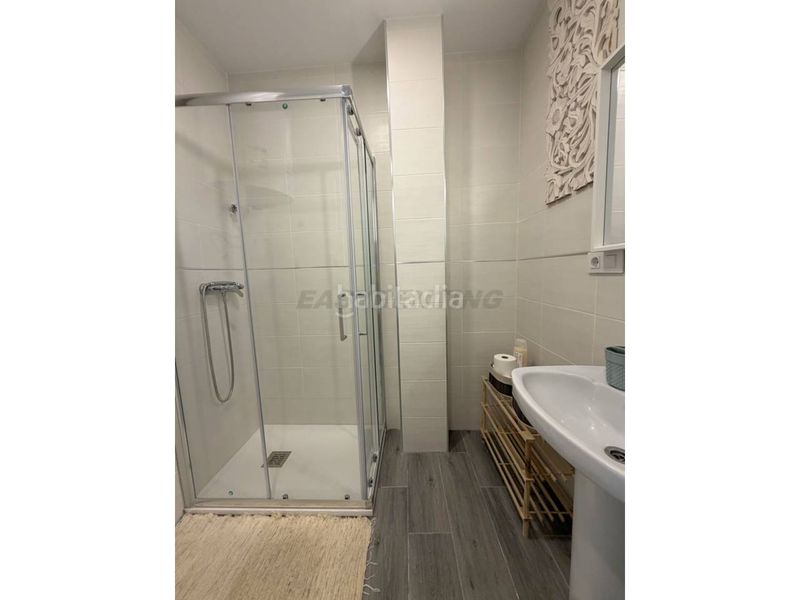 Foto 65f22c03-feea-44e2-a8f3-ad77f1ba4532. Lloguer loft a Centro-San Felipe-Huerta Fava Línea de la Concepción (La)