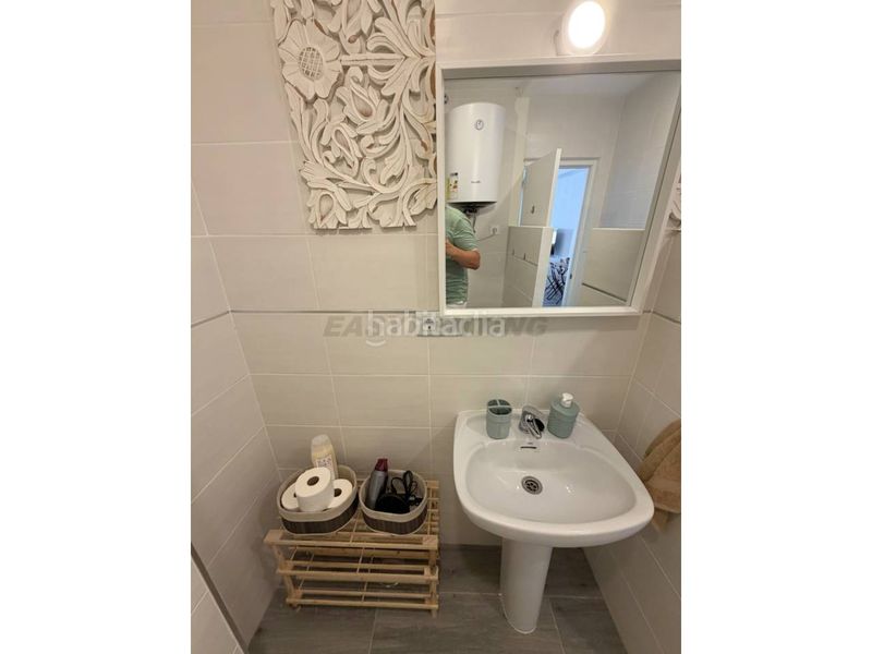 Foto cbddea05-7cb9-4fc3-8c8c-1e43256083a2. Lloguer loft a Centro-San Felipe-Huerta Fava Línea de la Concepción (La)