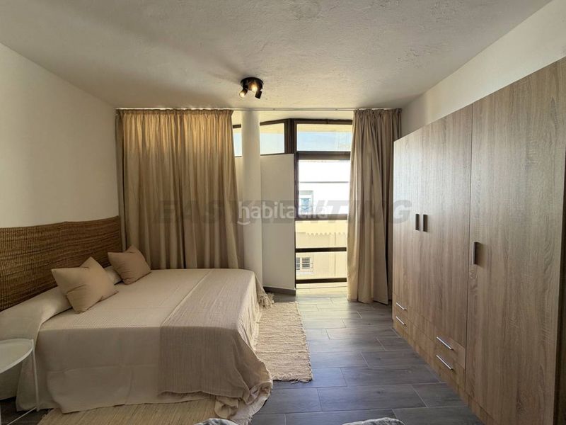 Foto eb4254c5-5491-44fd-911a-3048159a9b7f. Lloguer loft a Centro-San Felipe-Huerta Fava Línea de la Concepción (La)