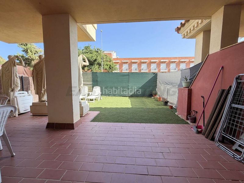 Foto ad9bc7a4-6410-42cc-92b5-f9747085bd87. Lloguer pis amb piscina a El Zabal-Santa Margarita Línea de la Concepción (La)