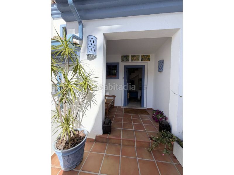 Foto 9aad028b-7687-41ed-9c36-0cb385bd2db0. Miete reihenhaus mit parking pool in La Alcaidesa