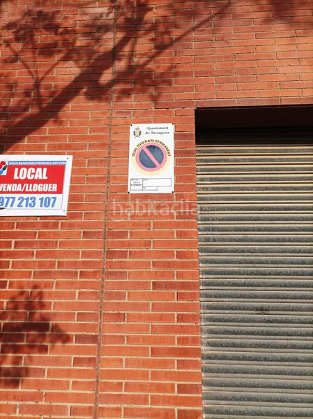 Foto c196e019-0ab7-4ea5-a52d-677d14f3cab5. Local commercial dans carrer vint-i-sis 19 dans Bonavista Tarragona