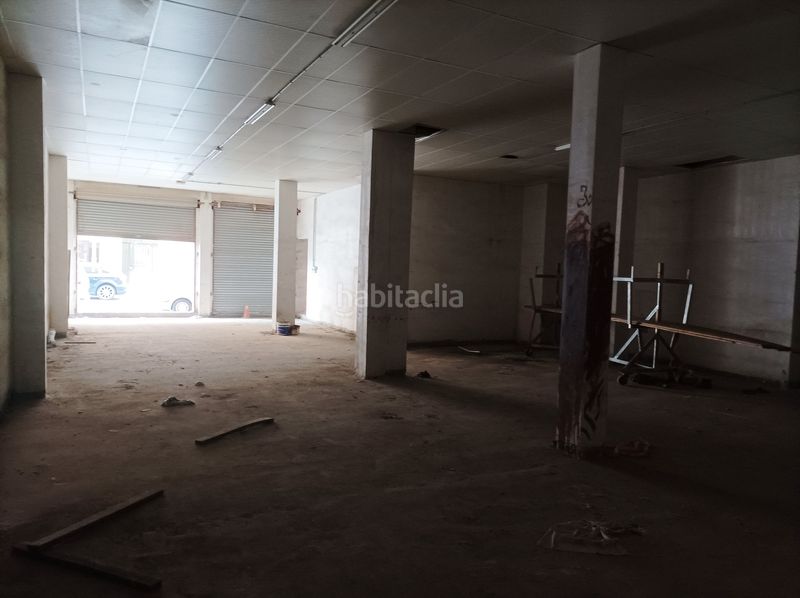 Foto 2138f075-411d-4b51-888f-fcd169344e42. Local comercial a carrer vint-i-sis 19 a Bonavista Tarragona