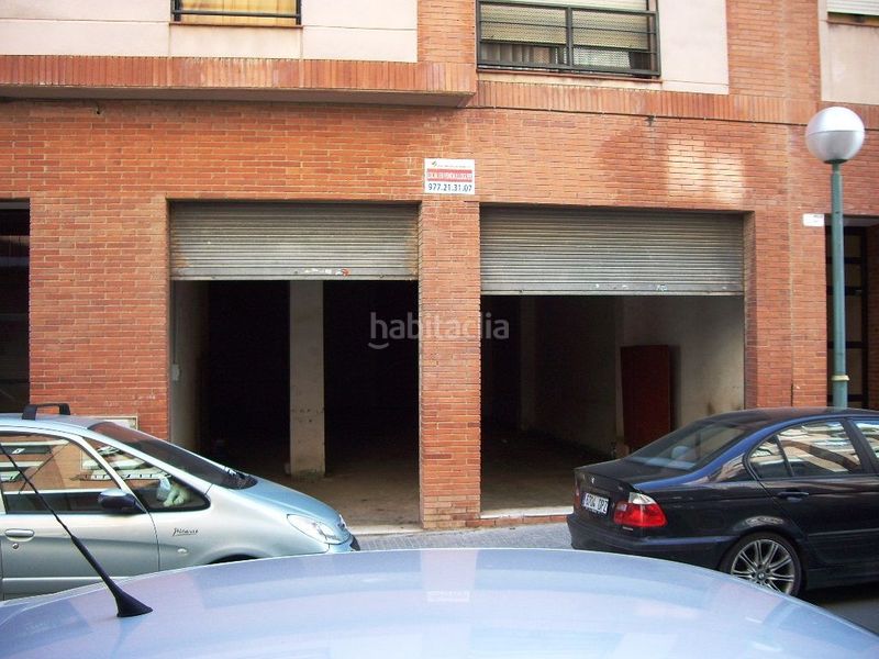 Foto d8f8ecc5-6b0d-41b4-ad2e-b418a92d6c8c. Local comercial a carrer vint-i-sis 19 a Bonavista Tarragona