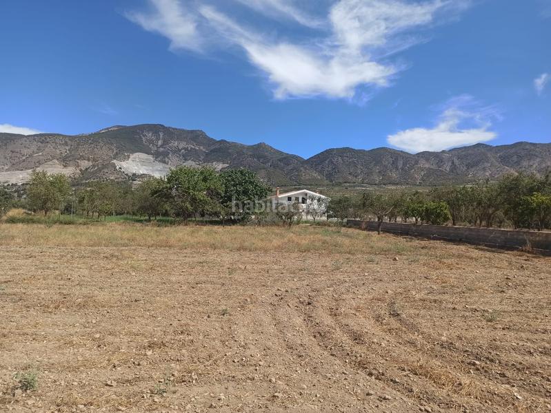 Foto 16f4eaba-e920-46b2-8def-21ff9fa970d3. Finca rústica en Dúrcal