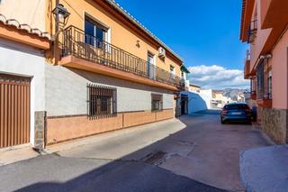 Casa en Calle atalaya 14. Casa en padul