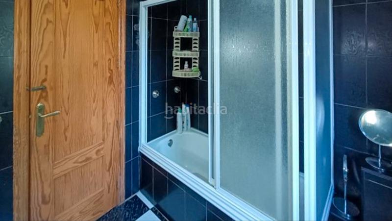 Foto b1b79bfe-cd7d-4a28-a28c-0a798fee0e70. Chalet en calle maestro joaquín durán 12 chalet en Alfacar