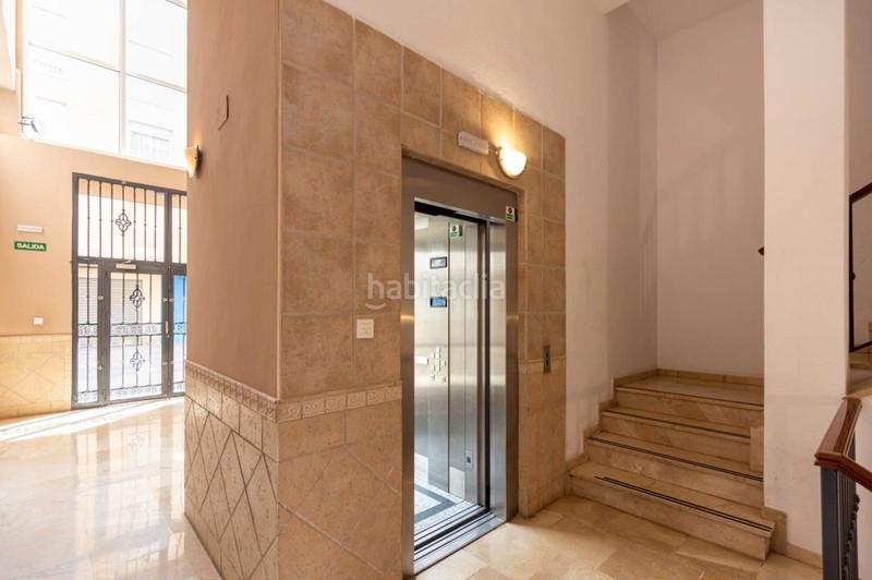 Foto 83b8fc2c-07b0-4a01-985c-cce94118f767. Piso en calle caniche 1 piso en Maracena