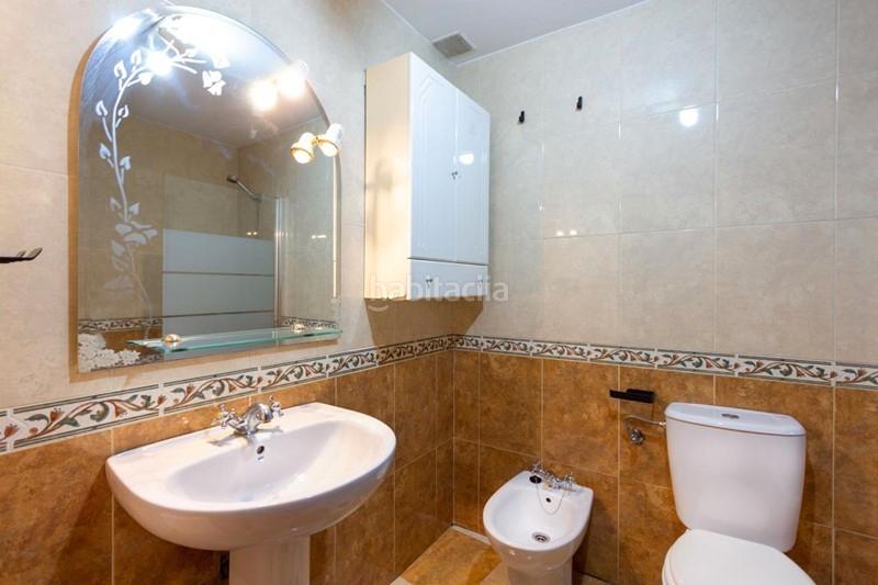 Foto a8fcd8de-e377-4dd4-8808-8ed18f530f05. Piso en calle caniche 1 piso en Maracena