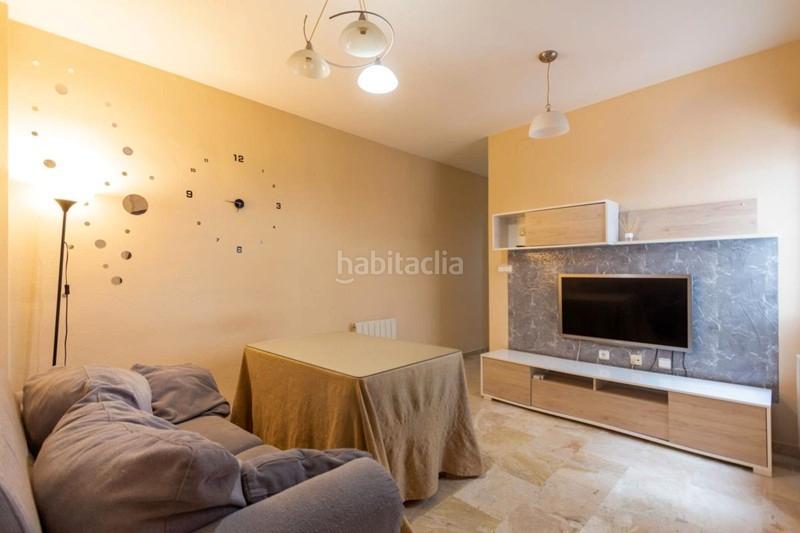 Foto e284607c-354c-4762-99d7-1d004a6c59aa. Piso en calle caniche 1 piso en Maracena