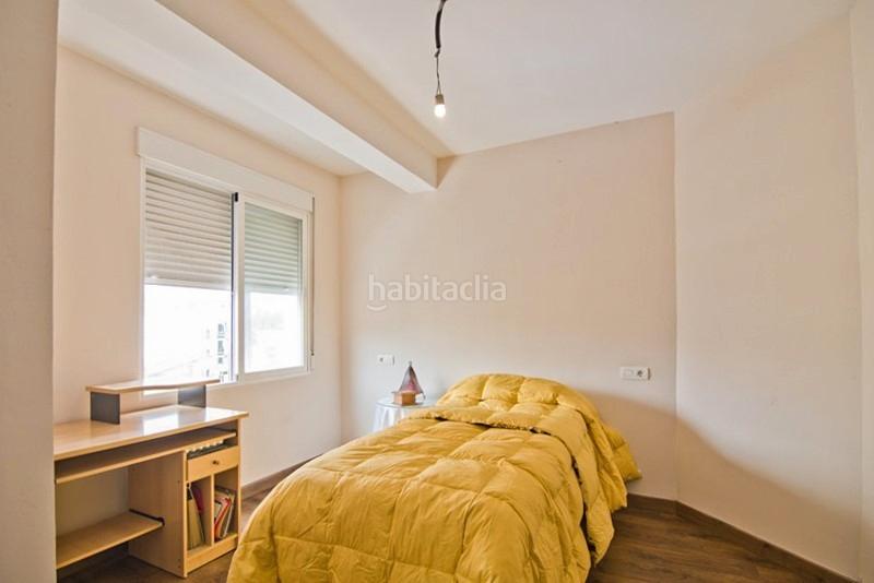 Foto f867c05e-b425-4c23-9e5f-f292ee641a42. Pis a calle cuevas 8 a Motril ciudad Motril