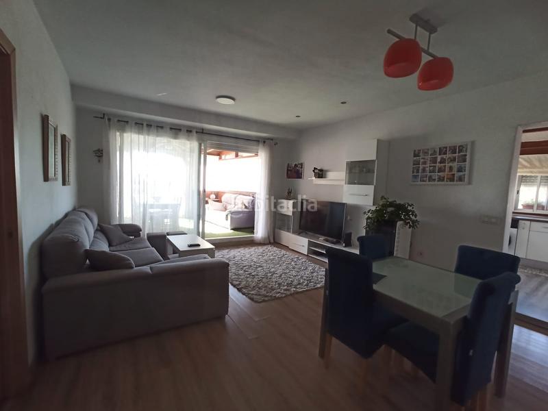 Foto e261a2fd-6b8a-4e0f-b71d-dc03e022102c. Àtic a Dúrcal