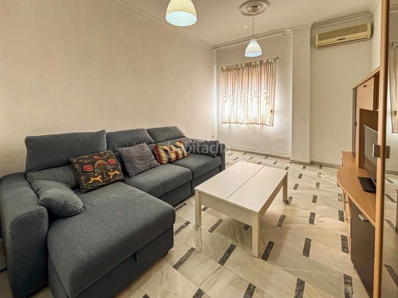 Foto a4f43f11-6edf-44af-87ba-a45eb5be746c. Pis a avenida diputación 13 a Atarfe