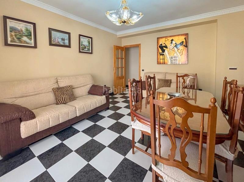 Foto e22ef82b-2cbe-401b-8c10-9834acd3a2c1. Haus mit parking in Atarfe