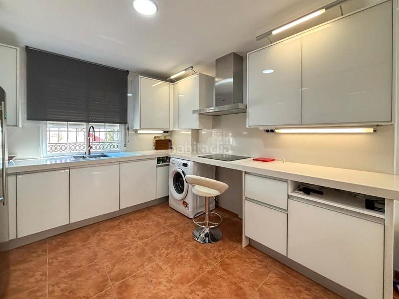 Foto 8a40d6b6-911b-4cff-87fe-b2d51922e20b. Chalet in calle los lópez 2 in Belicena Vegas del Genil