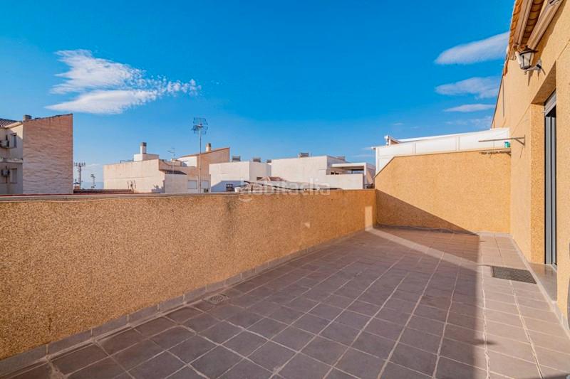 Foto 38b017a6-60a0-439a-a5fd-897090568bfa. Attico in calle palencia 23 in Las Tres Cruces Armilla