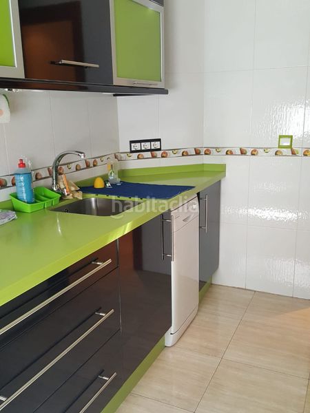 Foto ac80df42-66d4-4faa-975b-95ea72ae6b15. Pis a calle isla madeira 2 a Residencial Triana - Barrio Alto Gabias (Las)