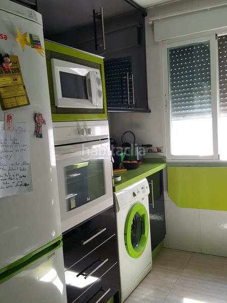 Foto eb9cc7c7-3d0e-4110-a55d-f733985525a9. Pis a calle isla madeira 2 a Residencial Triana - Barrio Alto Gabias (Las)