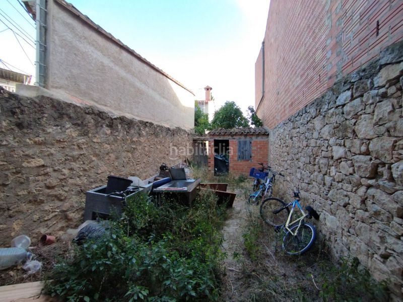 Foto f0e6a1a8-0c92-4885-abab-7ee332b61cc0. Terreny residencial a Castelldans