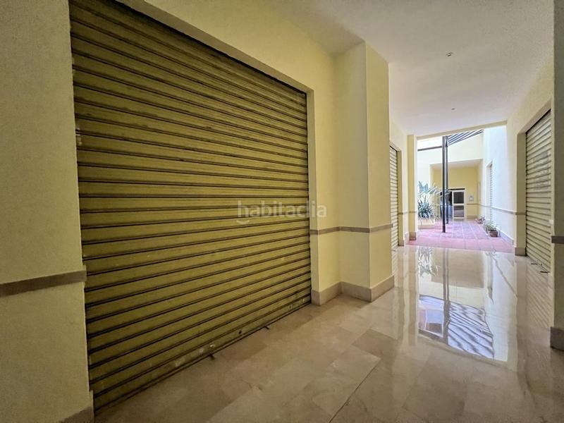 Foto fb83c20c-fc5f-4904-bf81-64d85a2a70d6. Rent business premise in Suárez Málaga